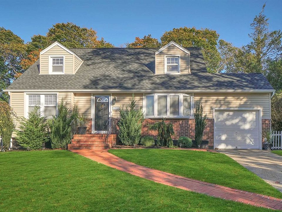 1st image of 1725 Bard Ln