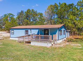 9040 Grant St, Brooksville, FL 34613