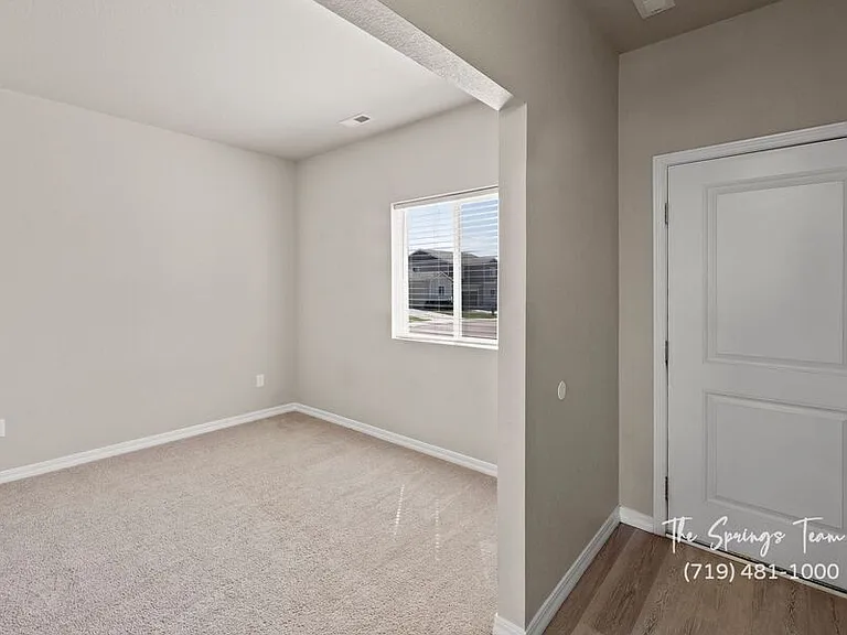 6093 Napa Dr — Photo 10