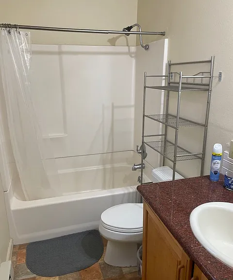 Full Bathroom off of Bedroom