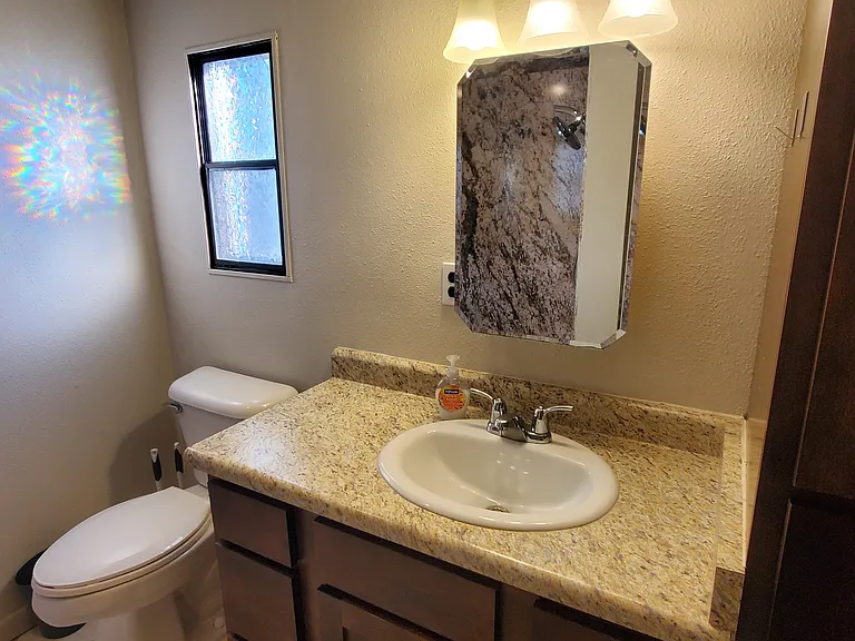 548 Westshore Rd — Photo 15