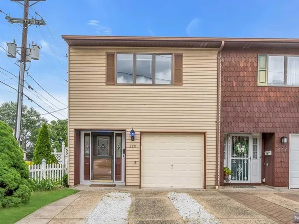 220 Van Winkle St, East Rutherford, NJ 07073