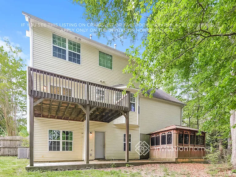 9365 Brooke Cove Ct — Photo 17