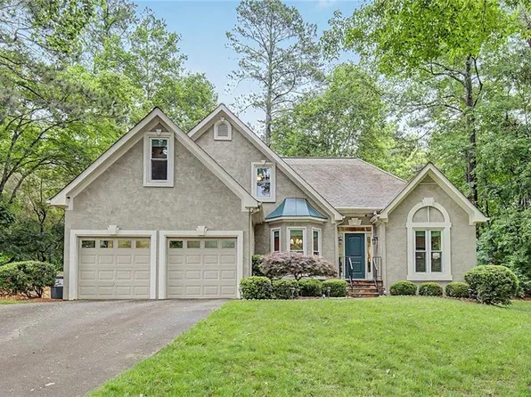 157 Stanbrough Dr, Dallas, GA 30157