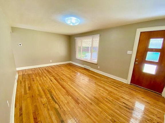 Living room call/text 412.897.0330