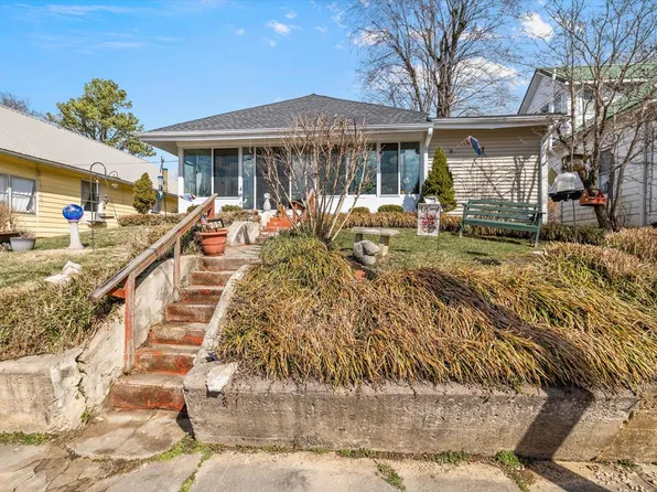 505 S Main St, Dawson Springs, KY 42408
