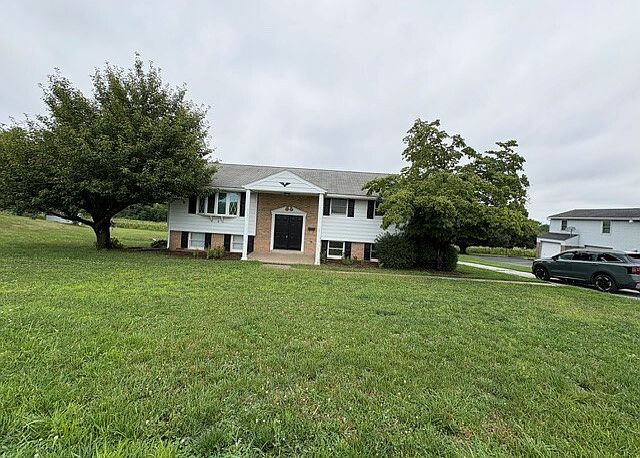 1st image of 740 Shoey Rd
