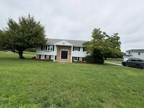 740 Shoey Rd, Mohrsville, PA 19541