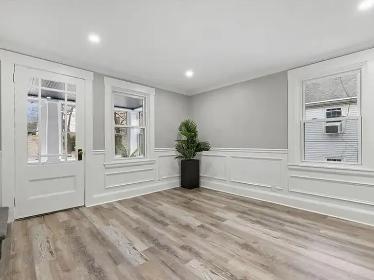 214 Greene St — Photo 21