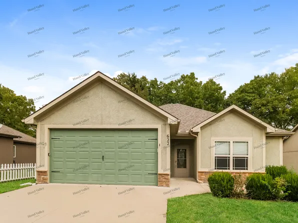 622 NW Walnut St, Grain Valley, MO 64029