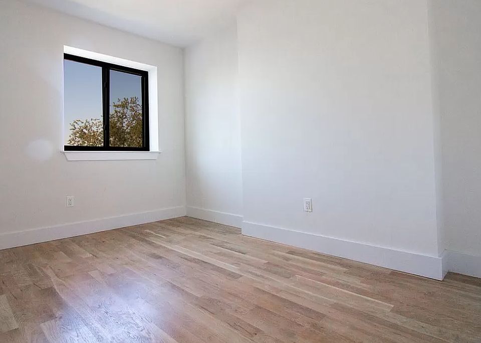 2nd image of 1475 Nostrand Ave #1F