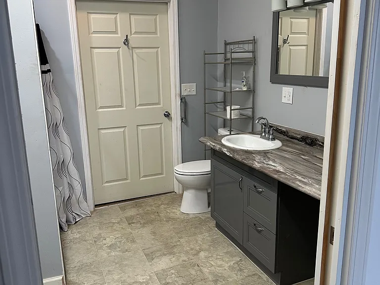 123 N Walnut St #123 — Photo 7