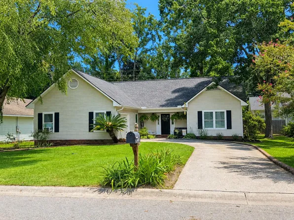 9 Fieldfare Way, Charleston, SC 29414