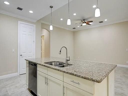 2nd image of 7474 Great Oak Pl