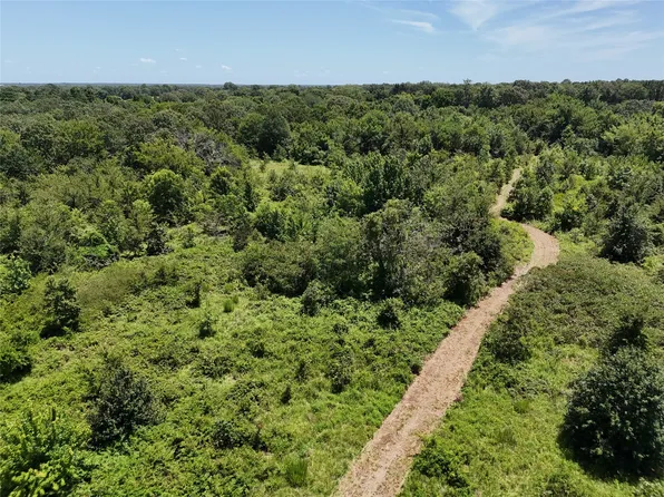 50 County Road 46530, Paris, TX 75462