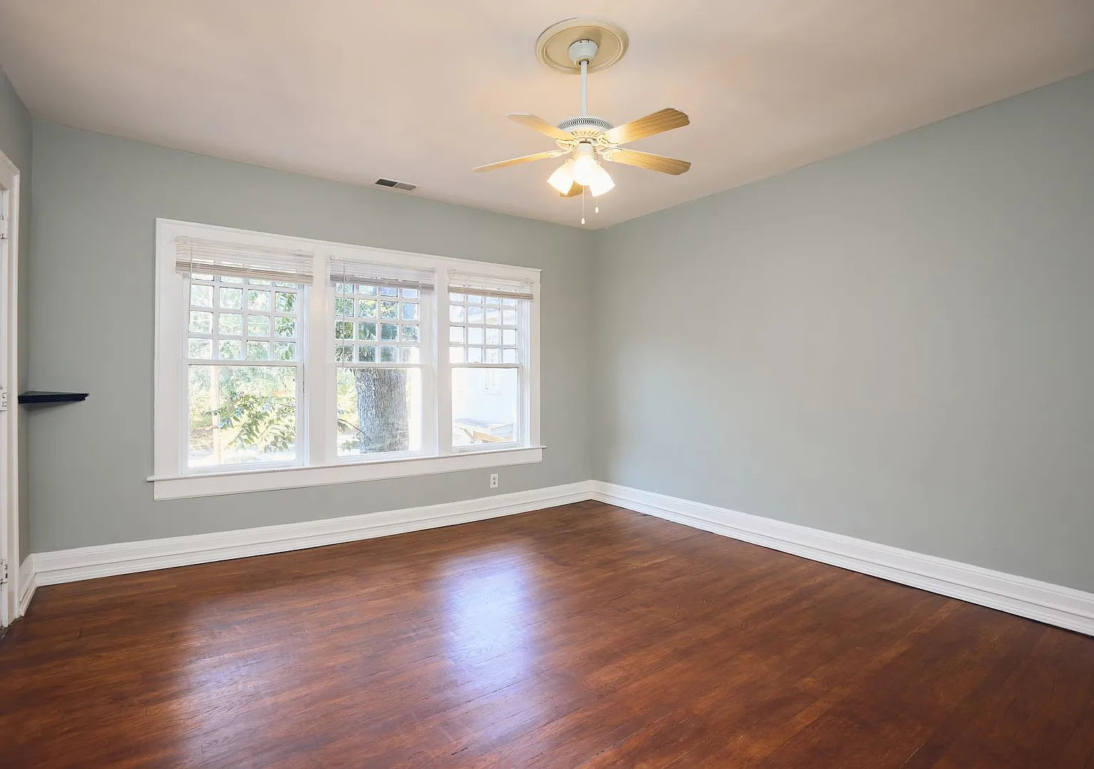 First Park Apartments — Photo 3
