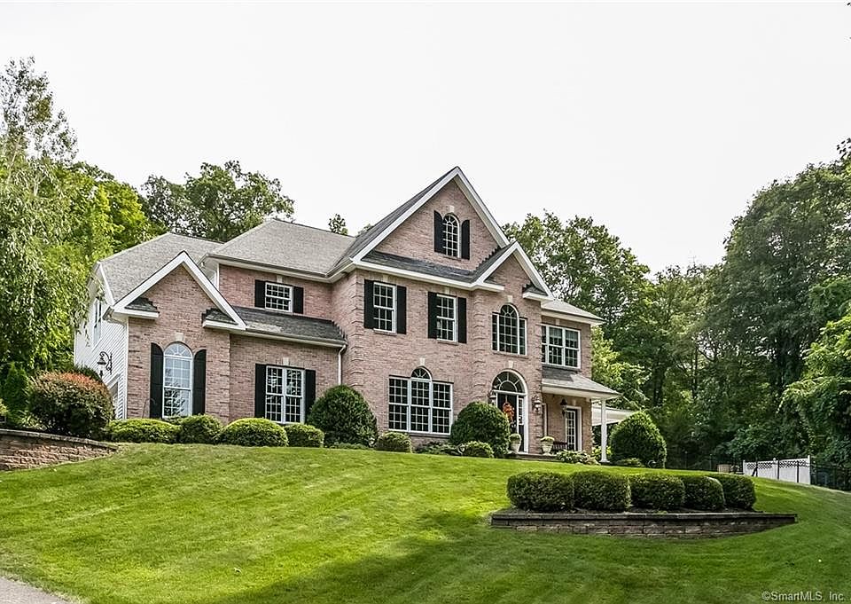 376 Rockwood Dr, Southington, CT 06489 Zillow