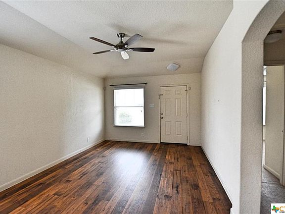 5th image of 1104 Wind Haven Dr