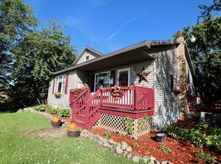 6858 Peet Rd, Chesaning, MI 48616