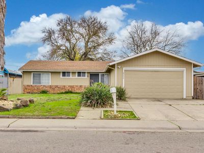 8354 Sunrise Woods Way, Sacramento, CA, 95828