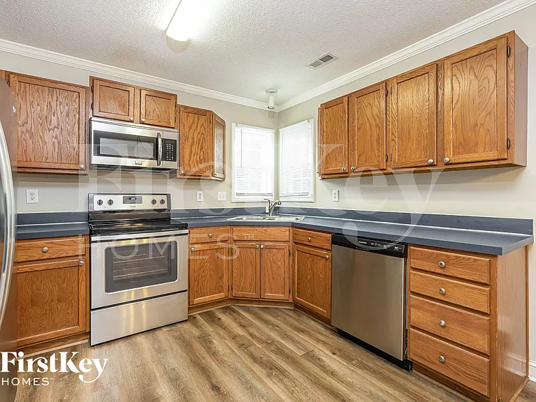 4810 Manteo Ln — Photo 8