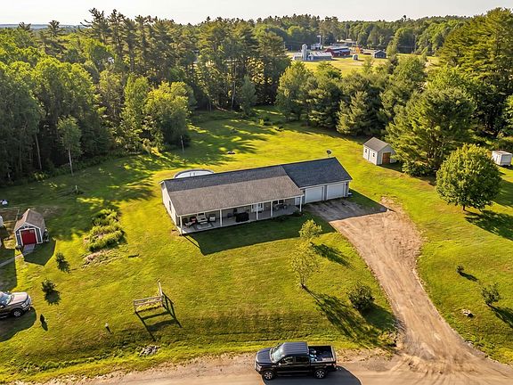 2nd image of 16 Hickory Drive