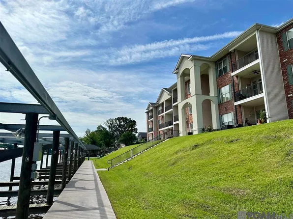 12386 River Highlands Dr Unit T, Saint Amant, LA 70774