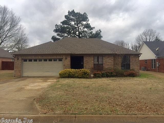 1st image of 105 Belle Meade Dr