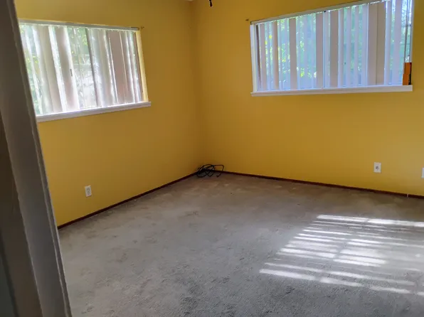 2552 Gunn Rd, Carmichael, CA 95608