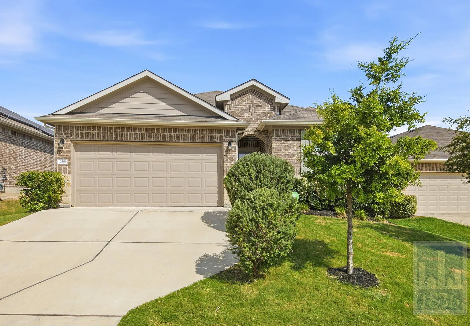 4 bed, 2.0 bath, 1857 sqft, $2,345 — Photo 3