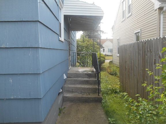 5th image of 1756 W 36th St