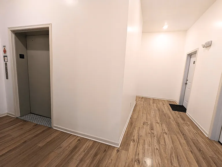 333 Earp Street — Photo 12