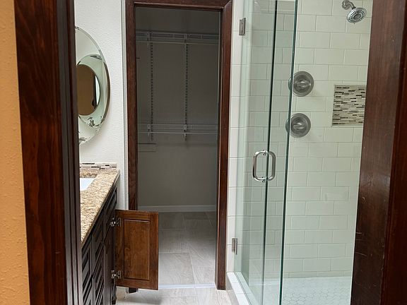 5th image of 17701 SE Cottingham St