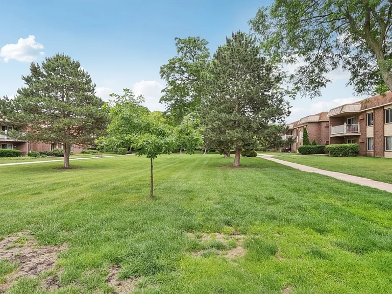 461 N Jonathan Dr #101 — Photo 5