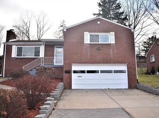 542 Clemson Dr, Pittsburgh, PA