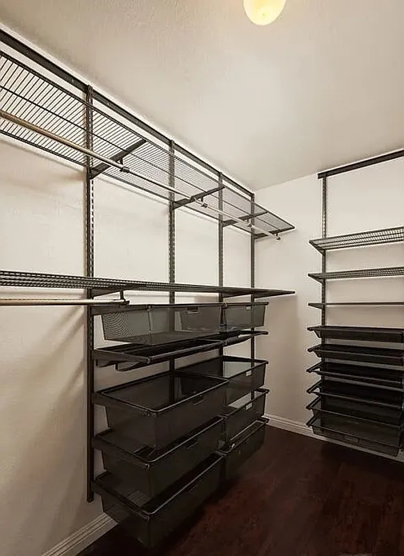 2 bed, 2.0 bath, 1110 sqft, $4,000 — Photo 4
