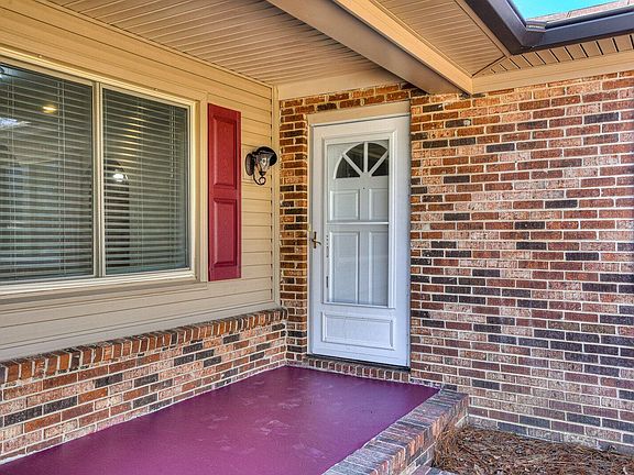 4th image of 4542 Glennwood Drive