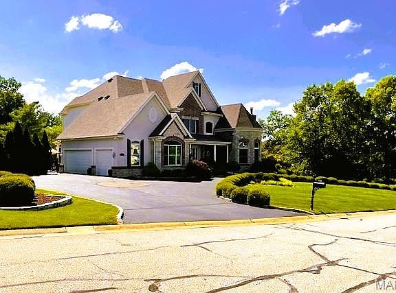 4th image of 1009 Savonne Ct
