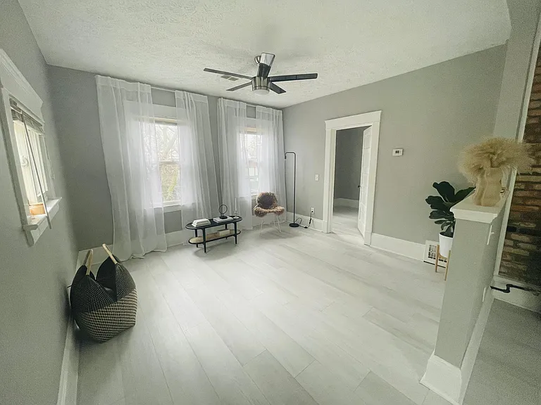 859 Jefferson Ave #3 — Photo 6
