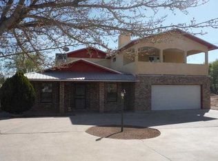 2856 Duranes Rd NW, Albuquerque, NM 87104