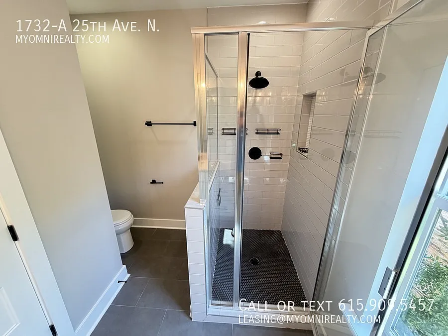1732-A 25th Ave. N. — Photo 2