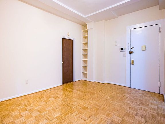 2nd image of 46 W 83rd St APT 3C