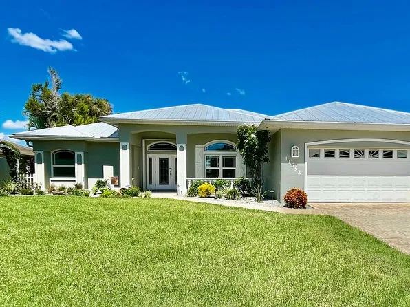 11552 SW Courtly Manor Dr, Lake Suzy, FL 34269