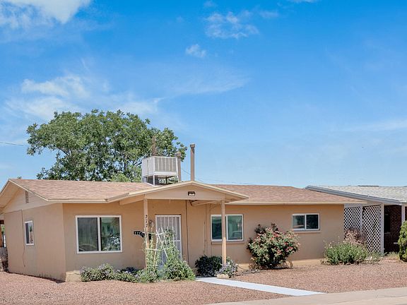3rd image of 277 Navasota Pl