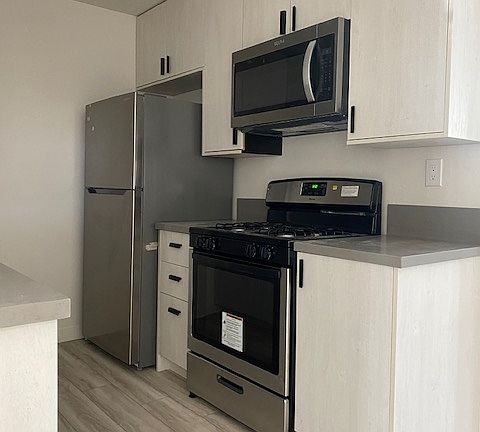 2nd image of 1047 Chalcedony St