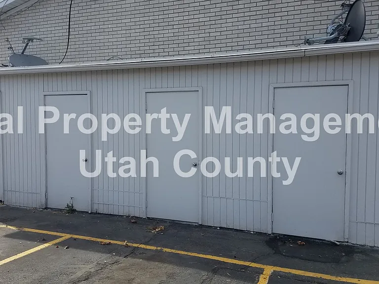 503 S State St #2 — Photo 4
