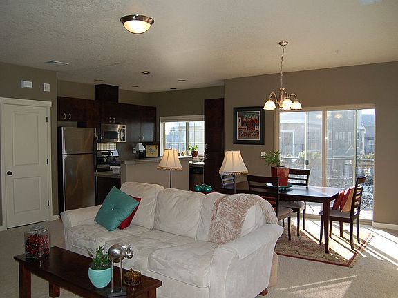 Living & Dining Areas