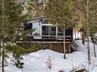 879 Relative Rd N, Armour, ON P0A 1C0