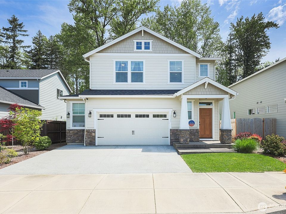 1st image of 10921 NE 137th Avenue