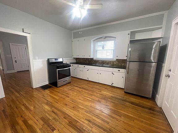 5th image of 1125 Lake Dr SE #1